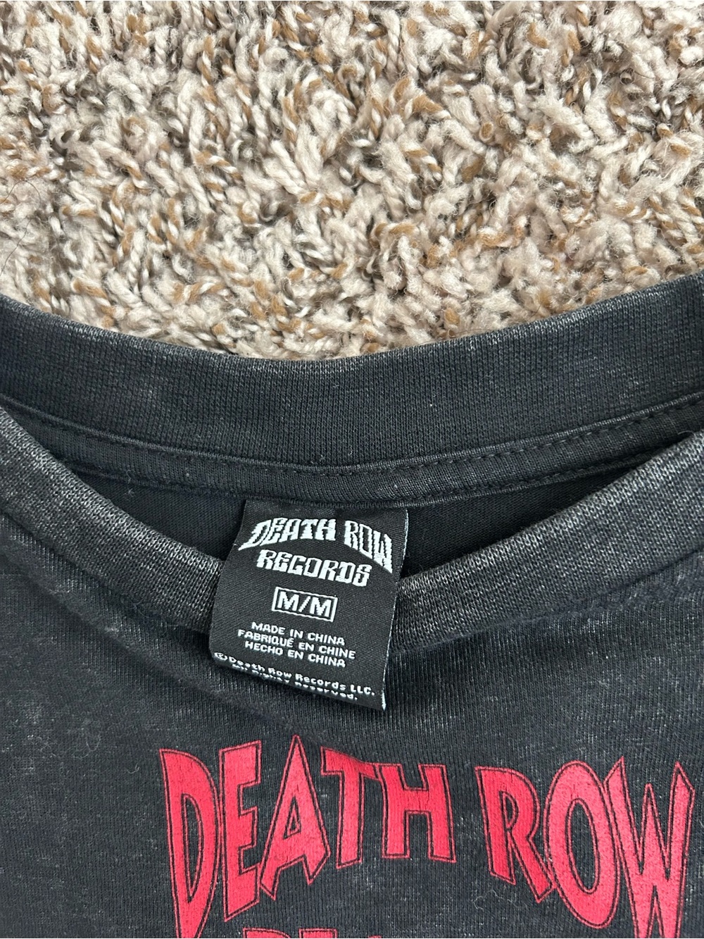 Urban Outfitters Black Graphic Doberman Tee with Red Logo - Picture 4 of 4